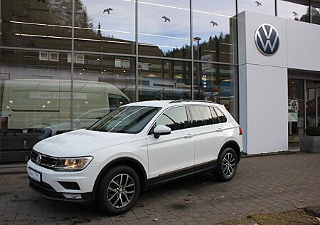 VW Tiguan Volkswagen Comfortline 1.4 TSI 4Motion ACT Navi,SHZ
