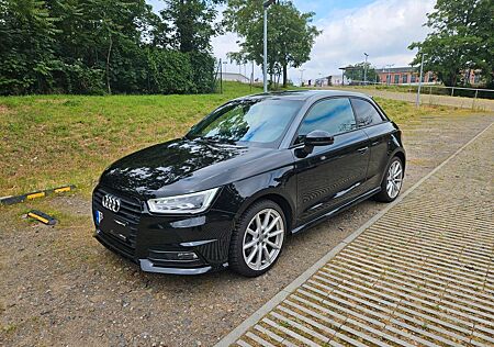 Audi A1 1.4 TFSI S Line Navi DSG Leder LED