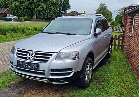 VW Touareg Volkswagen 2.5 R5 TDI Tiptronic Kong Kong