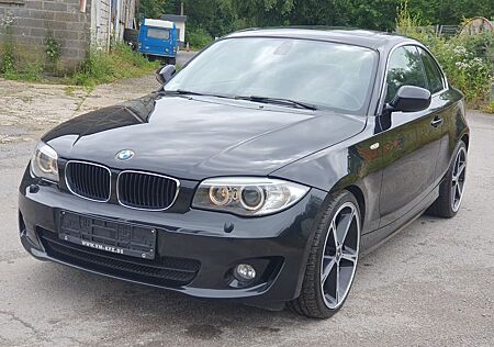 BMW 120d Coupé/Sportpaket/Leder/ Voll