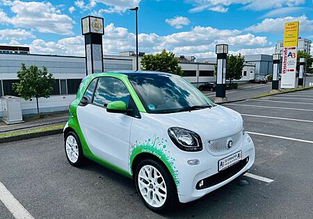 Smart ForTwo coupé el. drive greenflash passion PANO