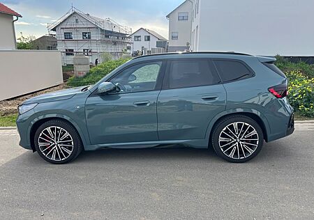 BMW X1 sDrive20i-MSportPRO*HeadUp*Pano*HK*Massage*