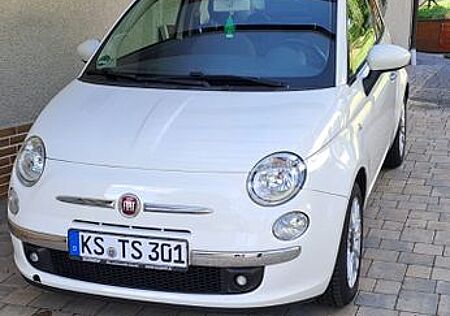 Fiat 500C 1.2 Cabrio weiß mit rotem Dach