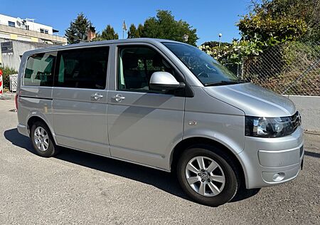 VW T5 Multivan Volkswagen *7-SiTZE*STDHZ*3X-KLiMA*PDC*230V*AHK