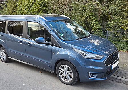 Ford Grand Tourneo 1.5 EcoBlue 88kW Auto Titanium...