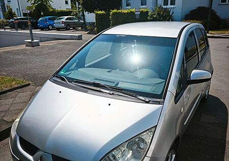 Mitsubishi Colt 1.1