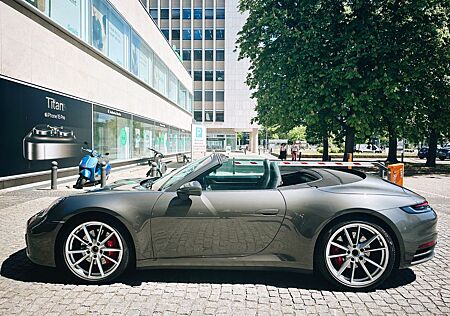 Porsche 992 911 Carrera S Cabriolet