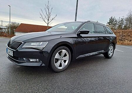 Skoda Superb 2.0 TDI SCR DSG STYLE COMBI STYLE