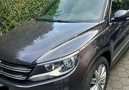 VW Tiguan Volkswagen 1.4 TSI 92 BMT LOUNGE Sport & Style L...