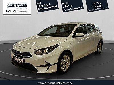 Kia CEED 1.5T VISION NAVI+KAMERA+SITZHEIZUNG+CARPLAY