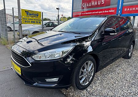 Ford Focus Turnier Business*117Tkm*Scheckheft*