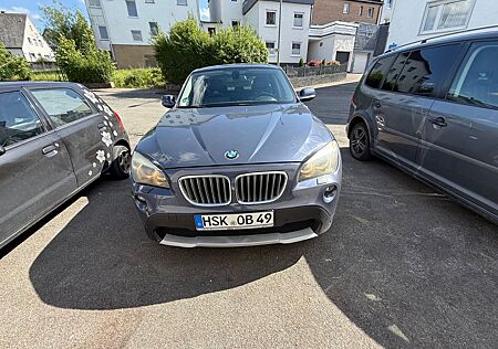 BMW X1 23d Automatik | Navi Prof. | AHK | Pano |