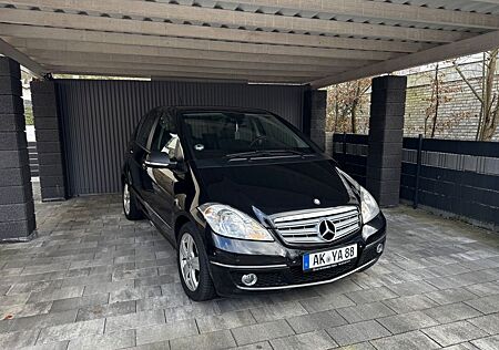 Mercedes-Benz A 180 AVANTGARDE