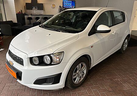 Chevrolet Aveo Schrägheck LT+ aus 2er Hand mit Klimaanlage