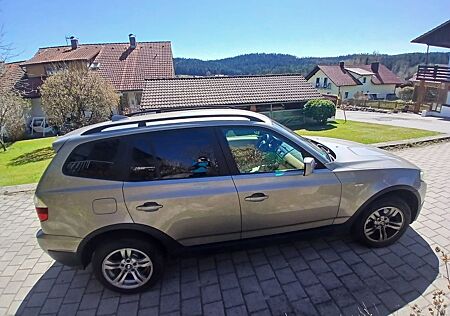 BMW X3 2.0i -Allrad
