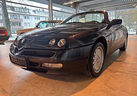 Alfa Romeo Spider 2.0 Twin Spark 3. Hand original Zustand