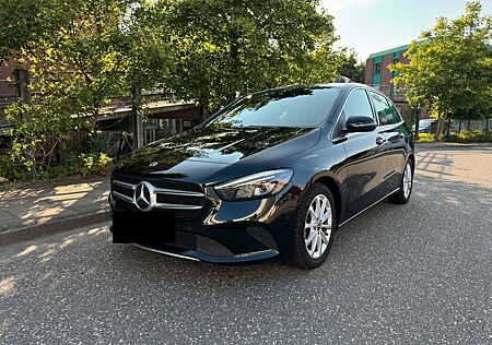 Mercedes-Benz B 200 d DCT Progressive Widescreen Scheckheft
