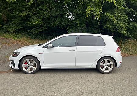 VW Golf Volkswagen 2.0 TSI DSG GTI Performance