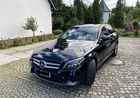 Mercedes-Benz C 200 d T - LED Scheinwerfer- AHK