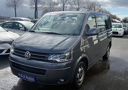 VW T5 Transporter Volkswagen Caravelle Comfortline 9 Sitzer