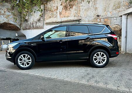 Ford Kuga Titanium*2.Hand*nur 65Tkmk*AHK*