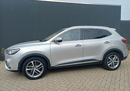 MG EHS 1.5 T Luxury Auto Luxury