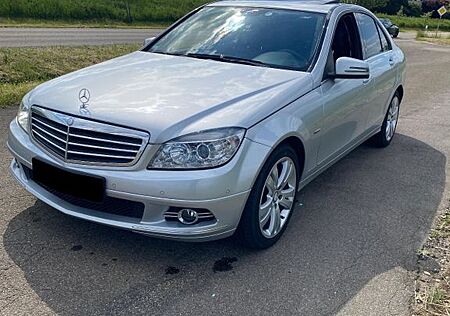 Mercedes-Benz C 180 CGI BlueEFFICIENCY AVANTGARDE AVANTGARDE