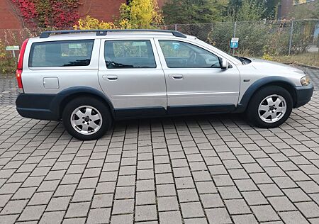 Volvo XC 70 XC70 2.5T AWD -Cross Country Automatik Leder r
