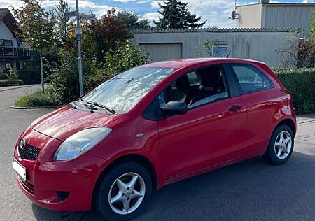 Toyota Yaris 1,0-l-VVT-i Sol Sol