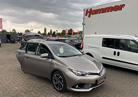 Toyota Auris Design Edition 2 Hand tel:491727199990