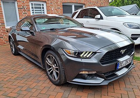 Ford Mustang 2.3 Coupe Aut-+Keyless+Kamera+Bi-Xenon+