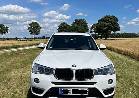 BMW X3 xDrive 20d AT -