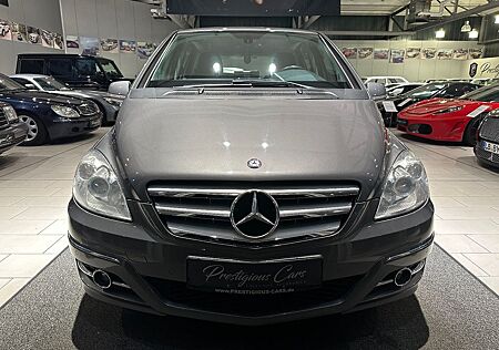 Mercedes-Benz B 180 Sportpaket Navi Klima Shz PDC Temp AHK TOP