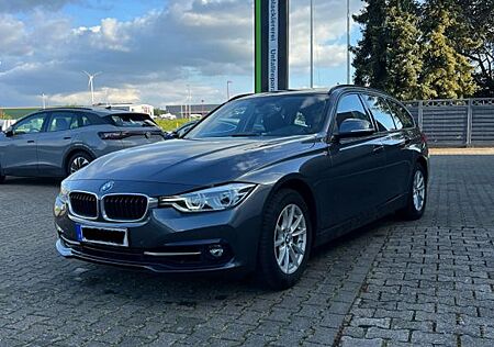 BMW 318i Sport Line Sport Line