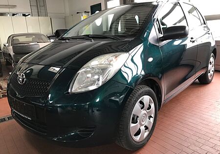 Toyota Yaris Luna 1,0-l-VVT-i aus 1.Hand