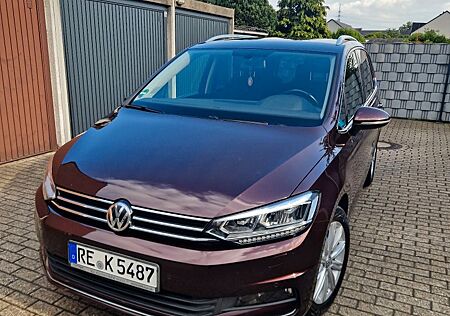 VW Touran Volkswagen 1.4 TSI DSG Highline 7 Sitzer