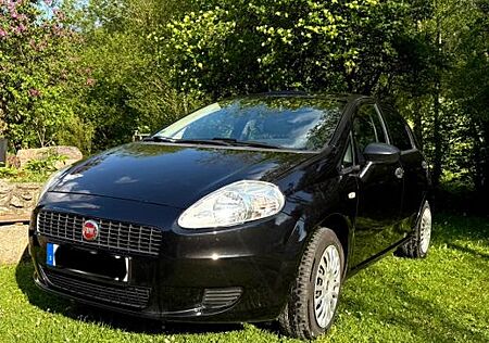 Fiat Punto 77 PS - TÜV bis 2027 + Satz Reifen