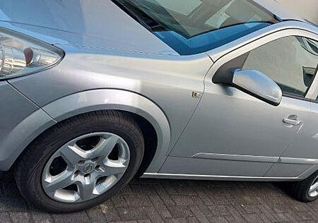 Opel Astra 1.4 Edition A-H BA11