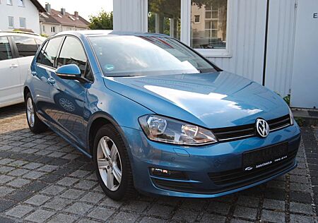 VW Golf Volkswagen 7 VII Lim. Comfortline BMT*PDC*SHZ*2.HAND*