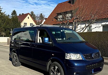 VW T5 Multivan Volkswagen 131PS 2,5Tdi