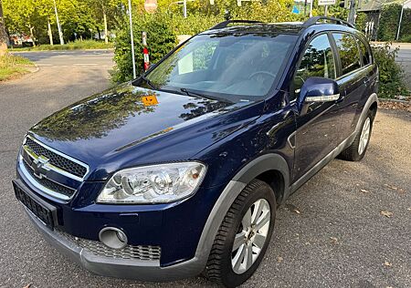 Chevrolet Captiva gebraucht kaufen Chevrolet Captiva 3.2 LT 4WD 7 Sitzer - Automatik