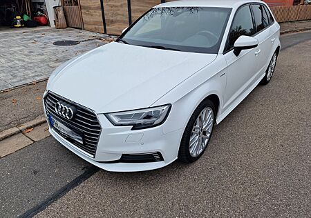 Audi A3 1.4 TFSI e-tron S tronic sport Sportback S-..