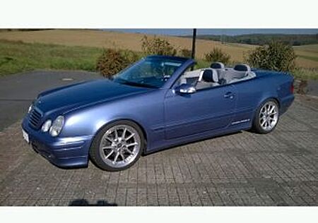 Mercedes-Benz CLK 230 KOMPRESSOR AVANTGARDE Avantgarde