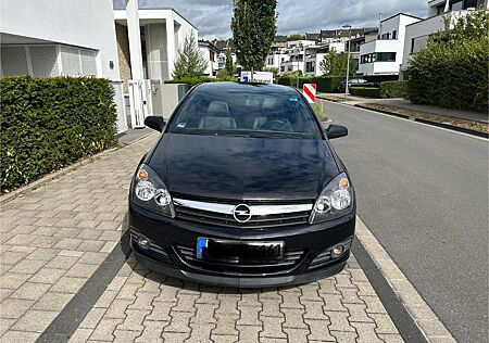 Opel Astra GTC 1.6 Twinport Sport Panaromadach