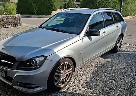 Mercedes-Benz C 250 CDI 4MATIC T BlueEFFICIENCY Autom. -
