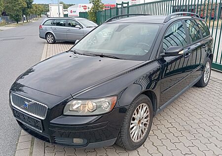 Volvo V50 Kombi 2.4i Summum