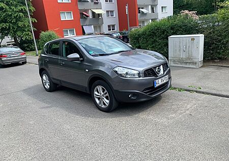 Nissan Qashqai 2.0 Acenta Acenta 1. Hand. Rentnerfhrz.