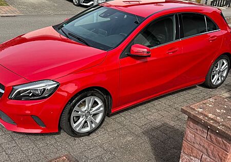 Mercedes-Benz A 180 -
