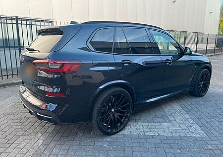 BMW X5 xDrive45e M-Sport HUD PANO
