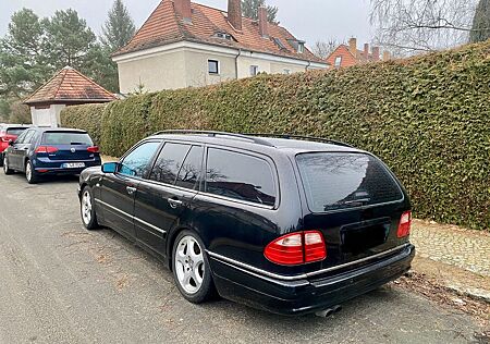 Mercedes-Benz E 55 AMG E 55 T AMG